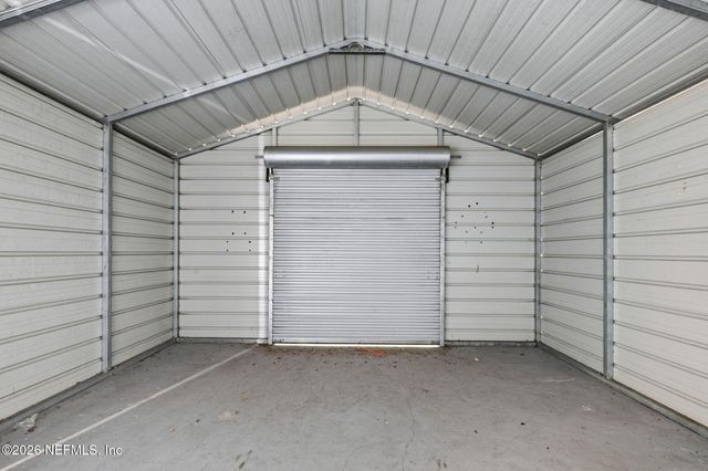 8647 LENOX Avenue, Jacksonville, FL 32221