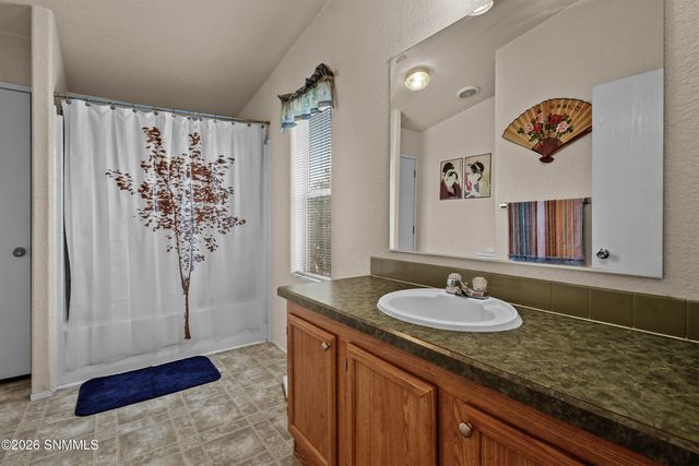 9825 Playground Lane, Las Cruces, NM 88012