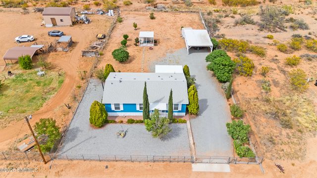 9825 Playground Lane, Las Cruces, NM 88012