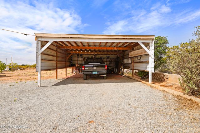 9825 Playground Lane, Las Cruces, NM 88012