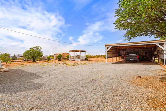 9825 Playground Lane, Las Cruces, NM 88012