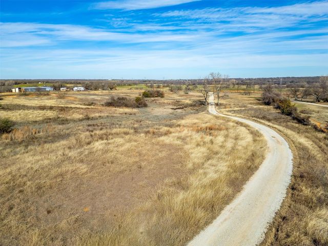 2040 Erwin Road, Poolville, TX 76487