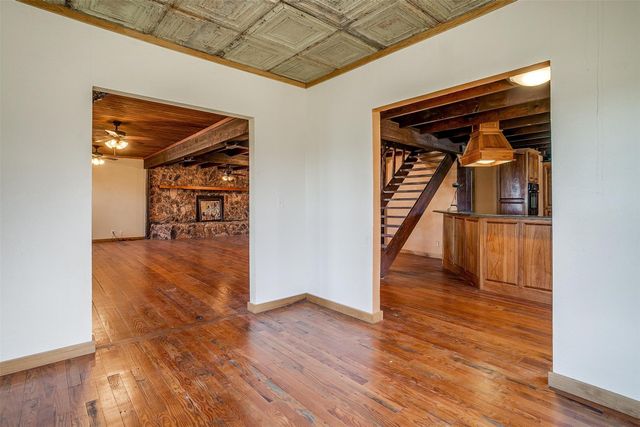 2040 Erwin Road, Poolville, TX 76487