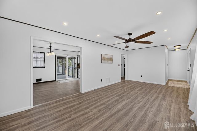 166 Burlington Avenue, Spotswood, NJ 08884