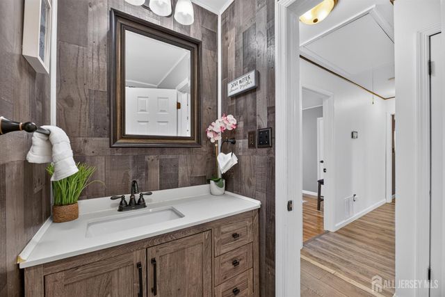 166 Burlington Avenue, Spotswood, NJ 08884
