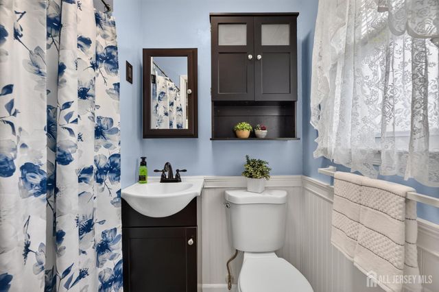 166 Burlington Avenue, Spotswood, NJ 08884