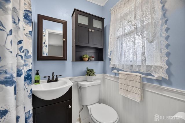 166 Burlington Avenue, Spotswood, NJ 08884