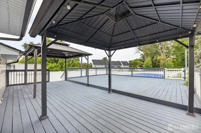 166 Burlington Avenue, Spotswood, NJ 08884