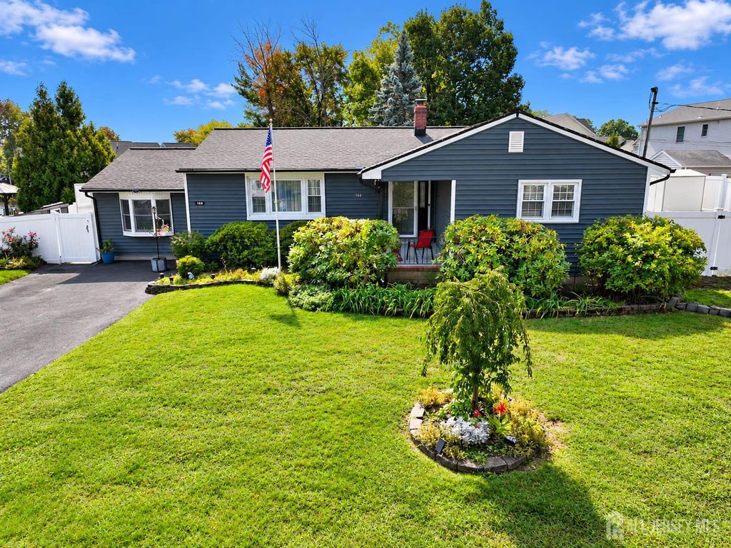 166 Burlington Avenue, Spotswood, NJ 08884