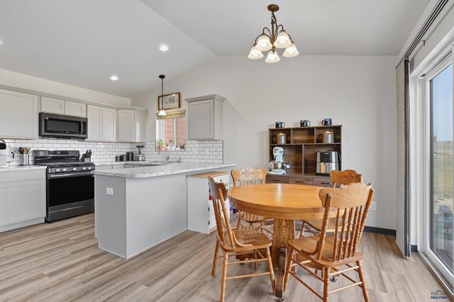 24010 BRIDLE RIDGE CT, Rapid City, SD 57701