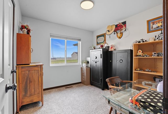 24010 BRIDLE RIDGE CT, Rapid City, SD 57701