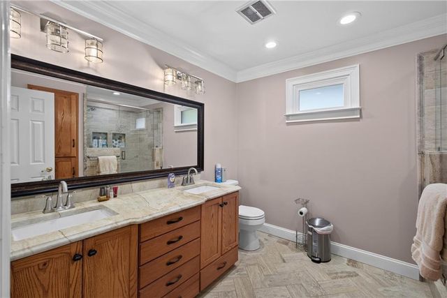 43 Bailey Drive SW, Lilburn, GA 30047