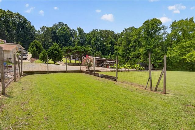 43 Bailey Drive SW, Lilburn, GA 30047