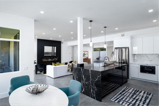 314 Desert Lakes Drive, Palm Springs, CA 92264