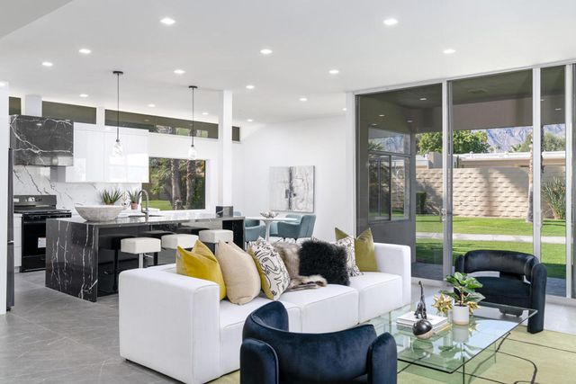 314 Desert Lakes Drive, Palm Springs, CA 92264