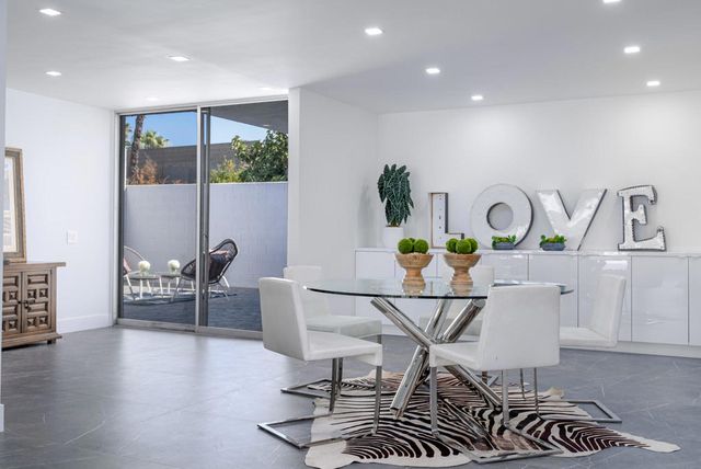 314 Desert Lakes Drive, Palm Springs, CA 92264