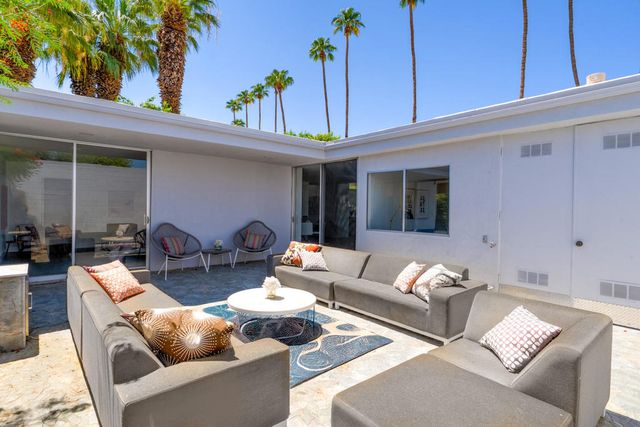 314 Desert Lakes Drive, Palm Springs, CA 92264
