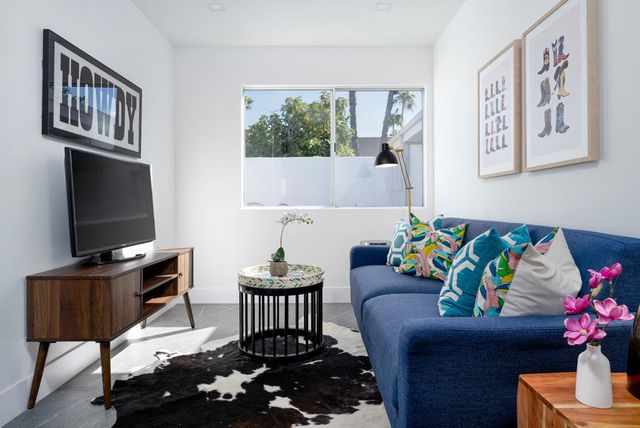 314 Desert Lakes Drive, Palm Springs, CA 92264