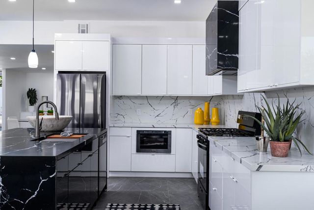 314 Desert Lakes Drive, Palm Springs, CA 92264