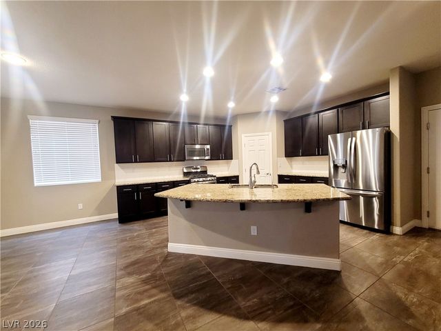 952 Pretty Fire Street, Las Vegas, NV 89178