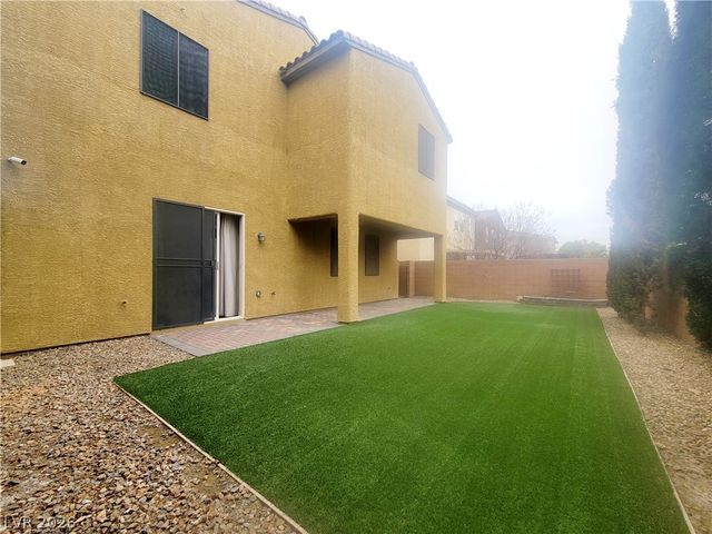 952 Pretty Fire Street, Las Vegas, NV 89178