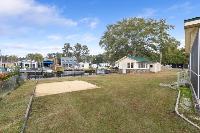 402 Chippendale Lane, Bonneau, SC 29431