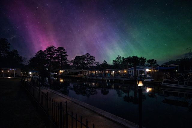 402 Chippendale Lane, Bonneau, SC 29431