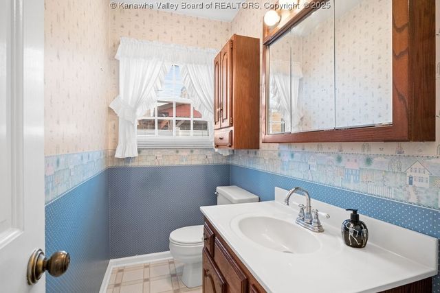 4601 Se Noyes Avenue, Charleston, WV 25304