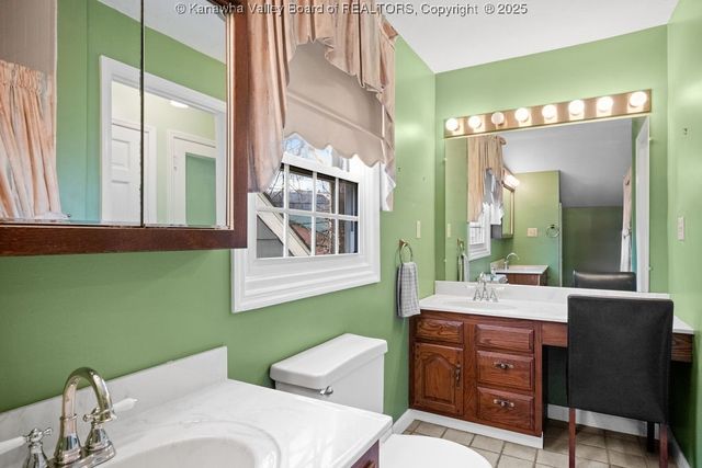 4601 Se Noyes Avenue, Charleston, WV 25304