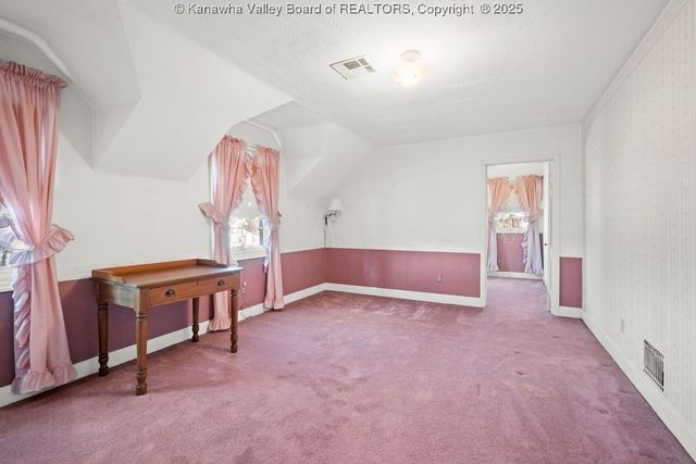 4601 Se Noyes Avenue, Charleston, WV 25304