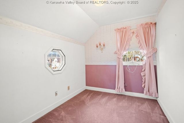 4601 Se Noyes Avenue, Charleston, WV 25304