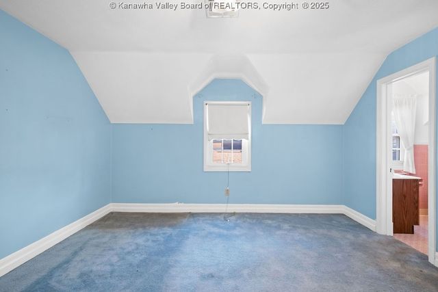 4601 Se Noyes Avenue, Charleston, WV 25304