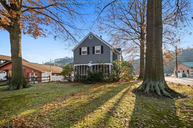 4601 Se Noyes Avenue, Charleston, WV 25304