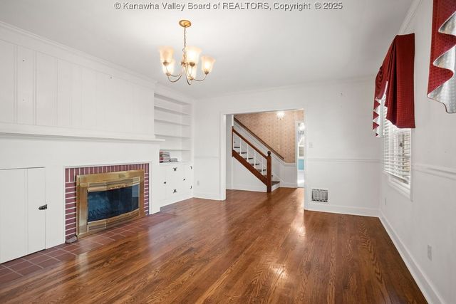 4601 Se Noyes Avenue, Charleston, WV 25304