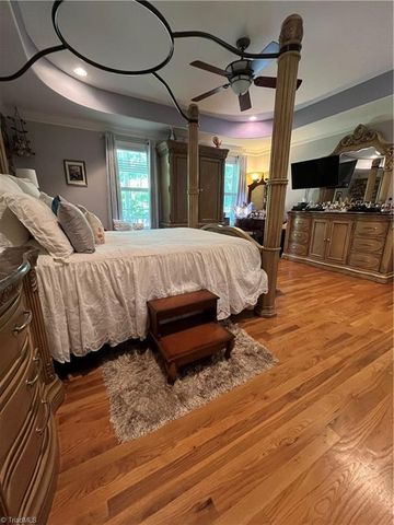 500 Merrybrook Court, Clemmons, NC 27012