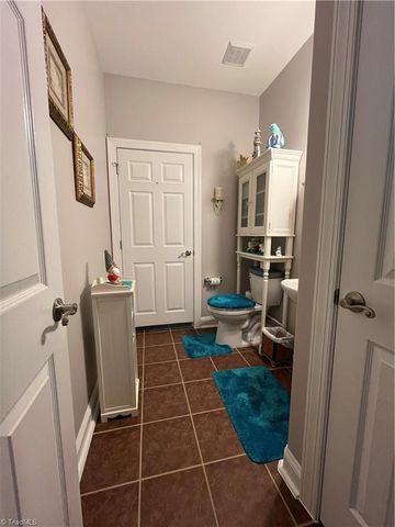 500 Merrybrook Court, Clemmons, NC 27012