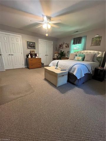 500 Merrybrook Court, Clemmons, NC 27012