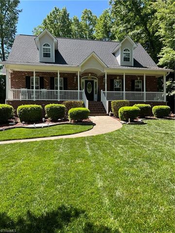 500 Merrybrook Court, Clemmons, NC 27012