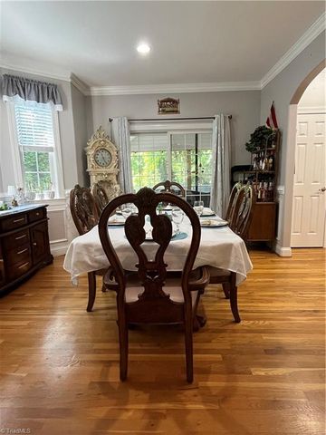500 Merrybrook Court, Clemmons, NC 27012