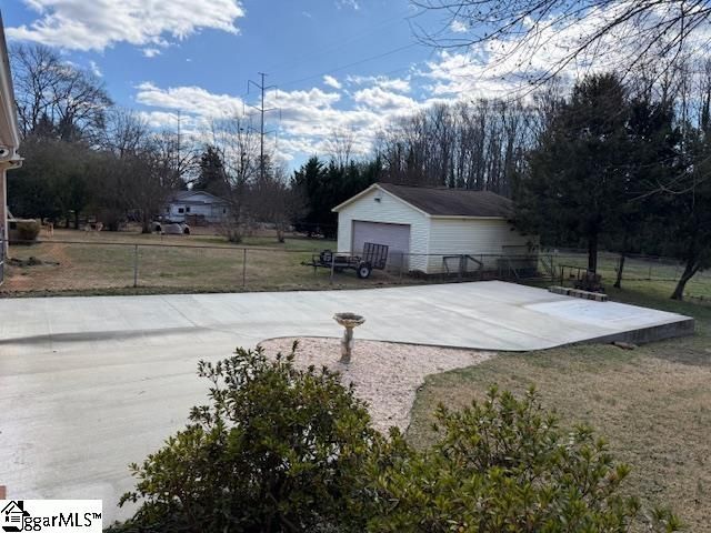 15 Fairlawn Circle, Greenville, SC 29617