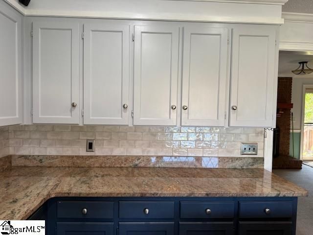 15 Fairlawn Circle, Greenville, SC 29617