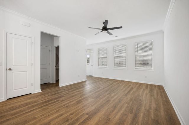 762 Blueway Avenue, Summerville, SC 29486