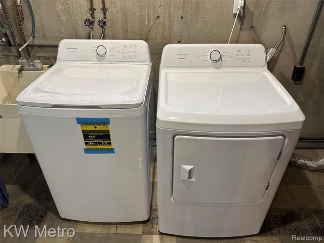 21624 Winshall Street, Saint Clair Shores, MI 48081