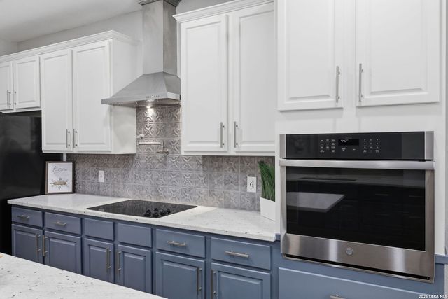 7602 Mission Hvn, Boerne, TX 78015