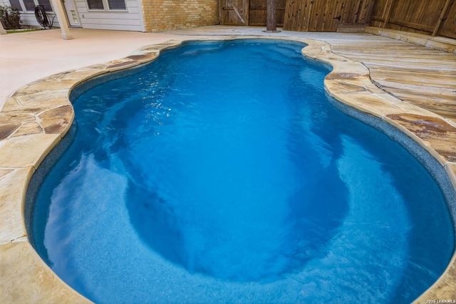 7602 Mission Hvn, Boerne, TX 78015