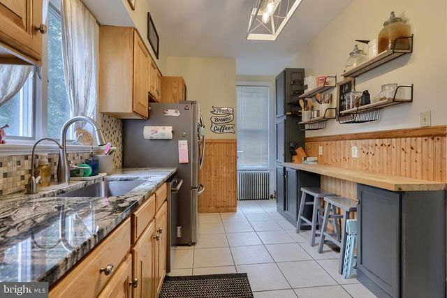 2018 MARIETTA AVE, Lancaster, PA 17603