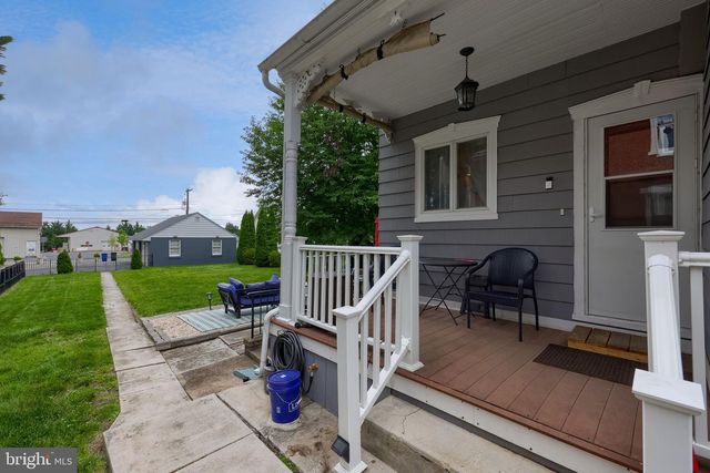 2018 MARIETTA AVE, Lancaster, PA 17603