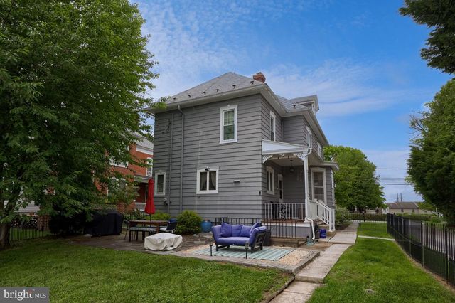 2018 MARIETTA AVE, Lancaster, PA 17603