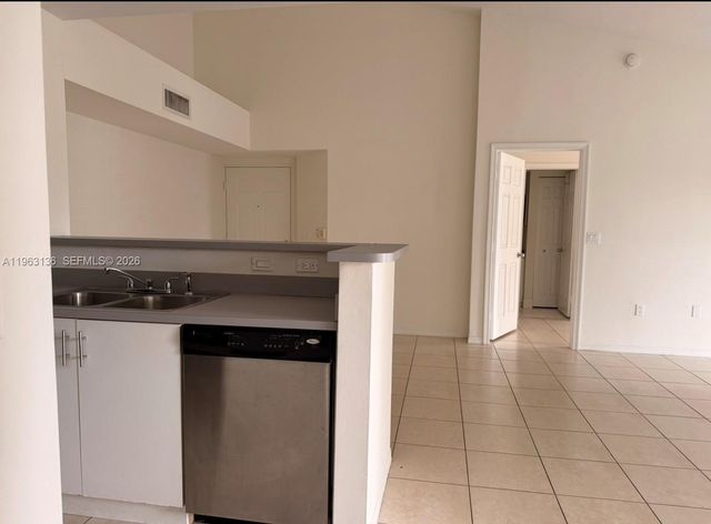 777 SW 111th Way 301, Pembroke Pines, FL 33025