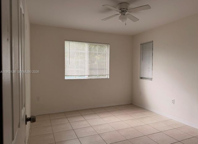 777 SW 111th Way 301, Pembroke Pines, FL 33025